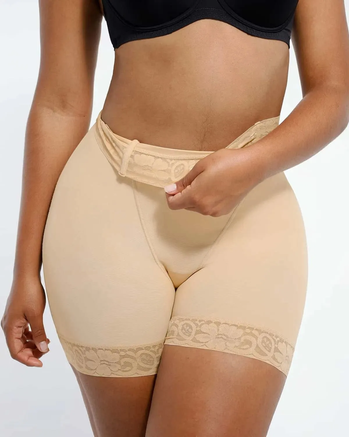 AirSlim Mid-Rise Lace Butt-Lifting Shorts