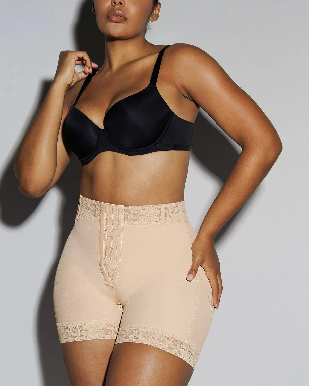 AirSlim Tummy Compression Butt-Lifting Shorts