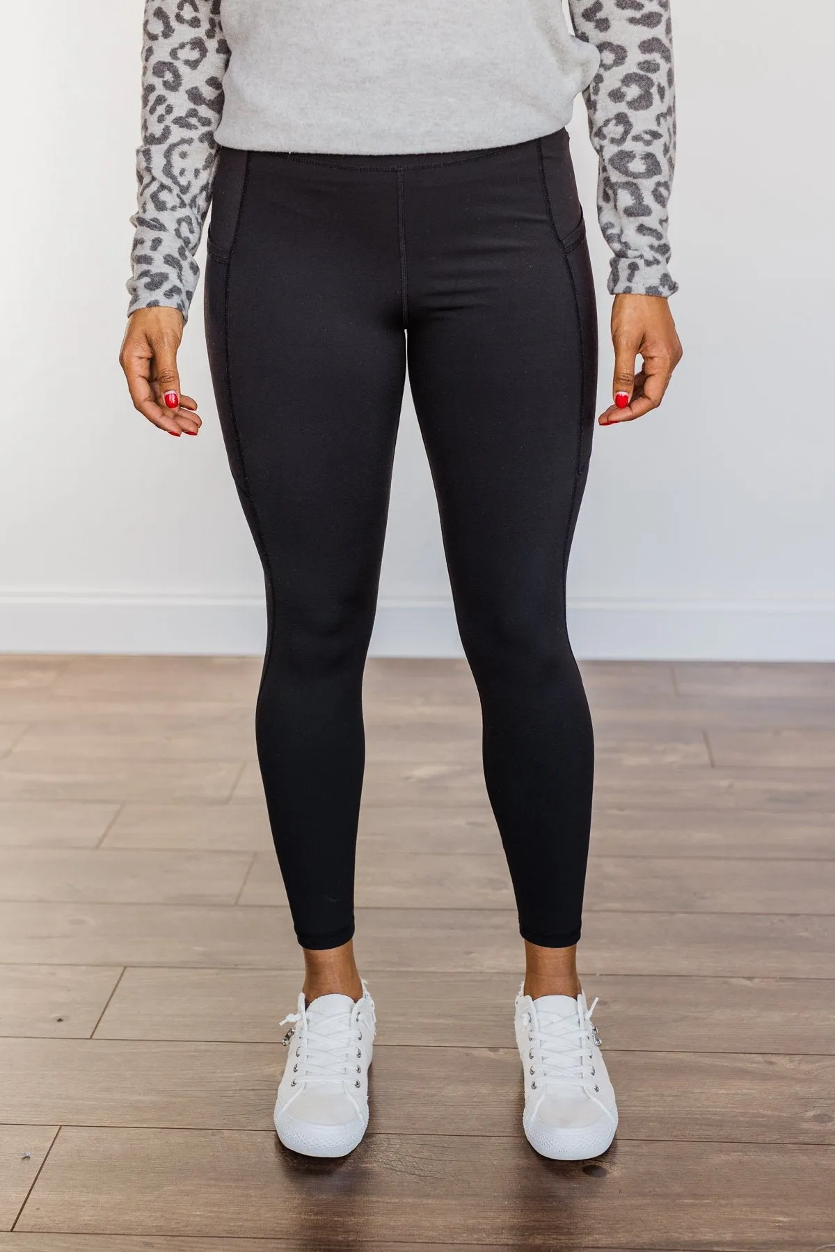 All The Talk Athleisure Pocket Leggings- Black