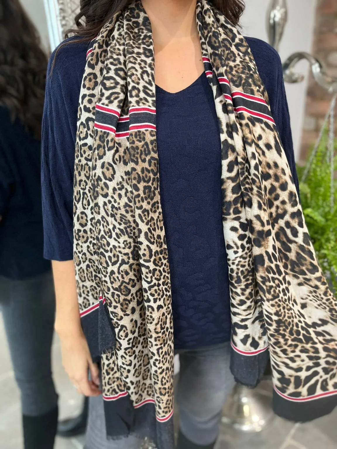 Block Hem Leopard Scarf