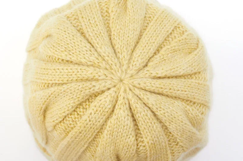 Cable-Knit Unisex Cashmere Beanie