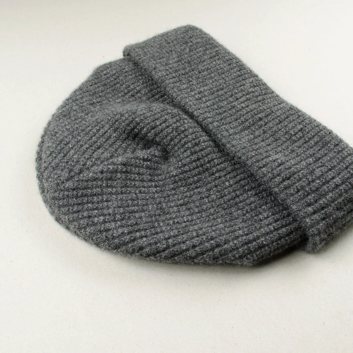 cableami - Waffle Beanie (30% Cashmere) - Gray