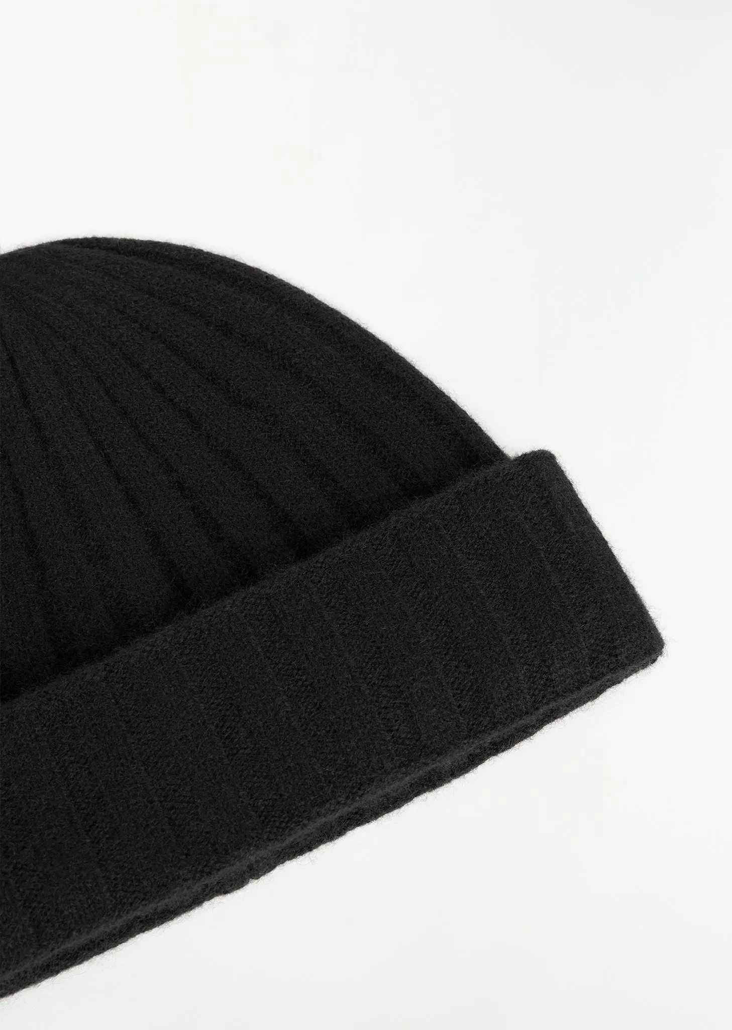 Cashmere Beanie —Black