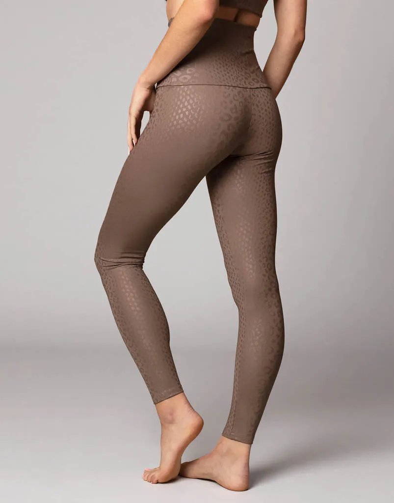 Embossed Leopard Legging Latte