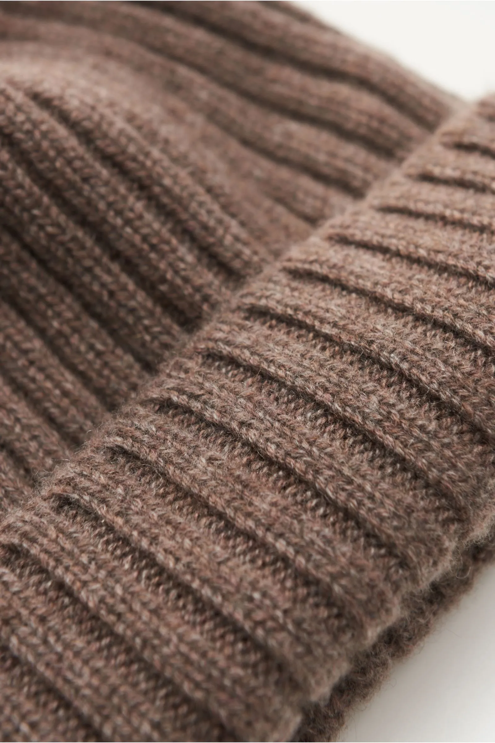 FEDELI cashmere beanie 'Bruno' grey-brown