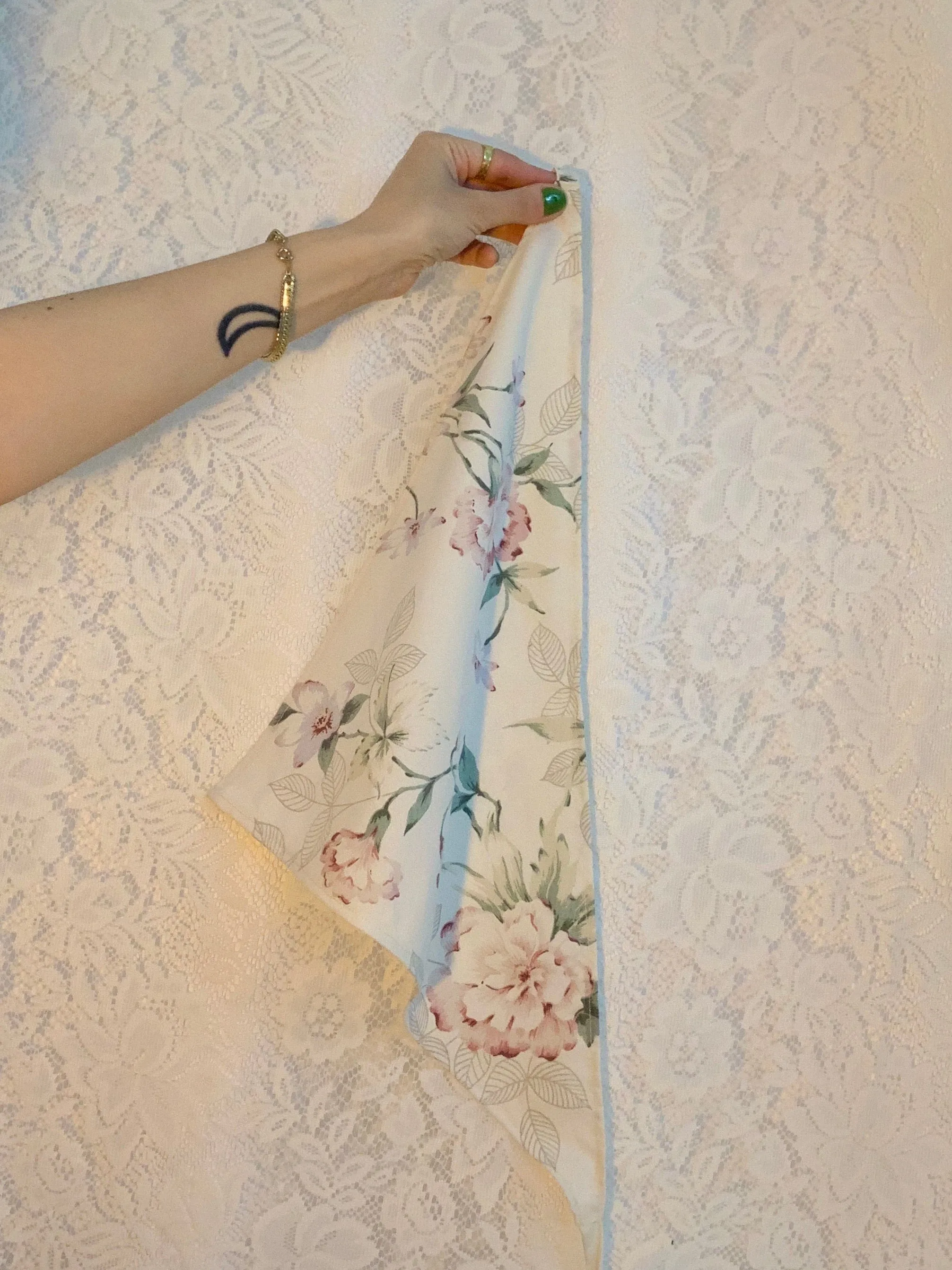 Floral triangle bonnet scarf