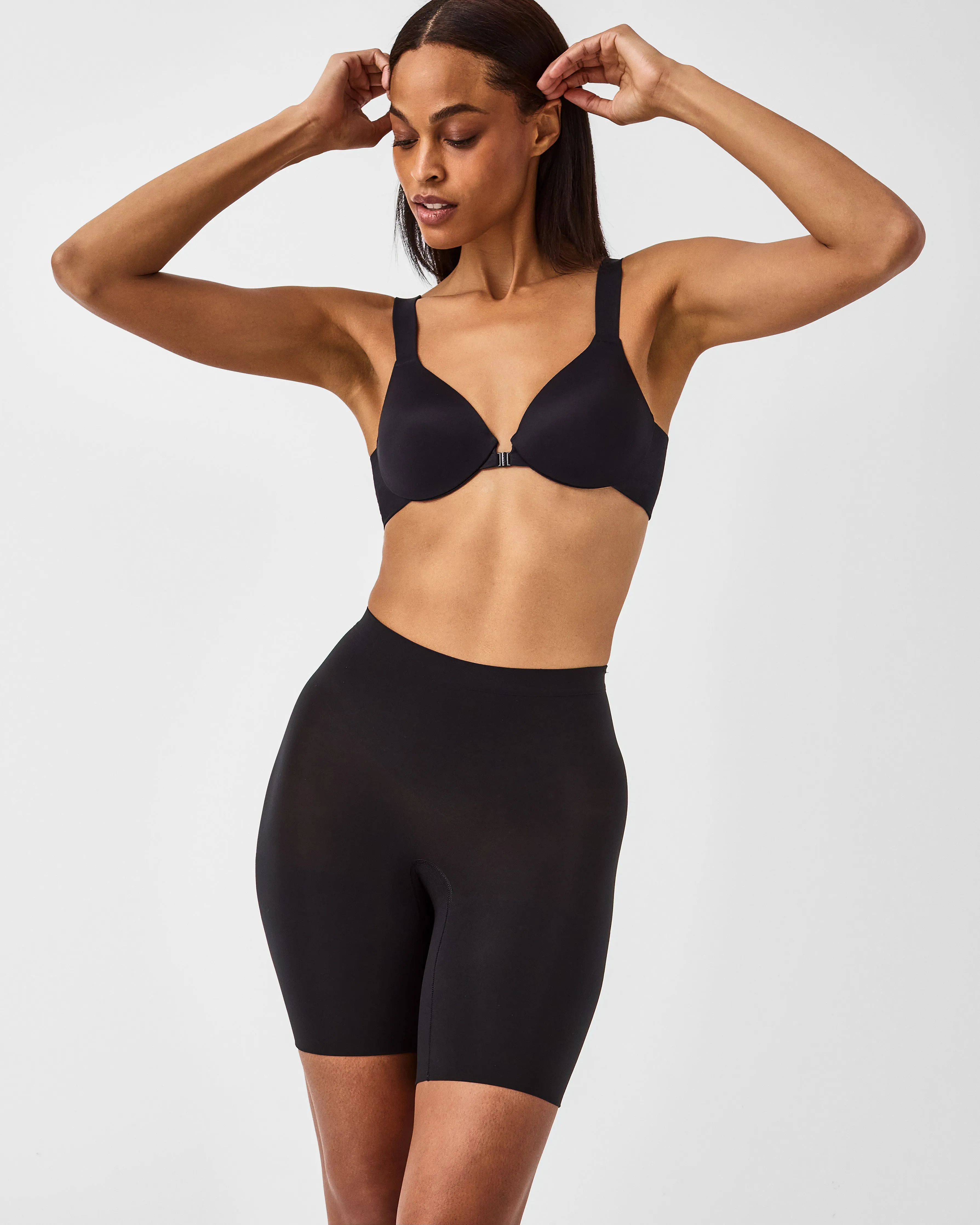 Seamless Power Sculpting Mid-Thigh Short