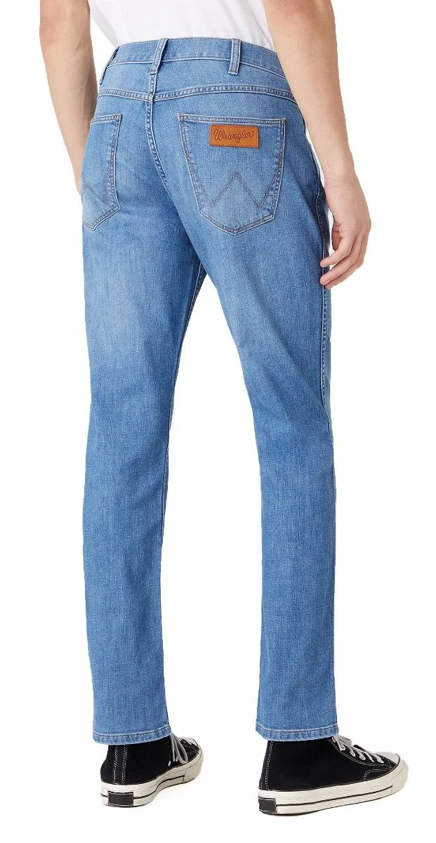 Wrangler Greensboro Modern Straight Denim Jeans Light Strike